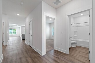 1961 Noleka Ct in Navarre, FL - Building Photo - Building Photo