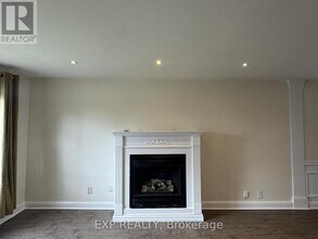 97 Central Park Blvd N in Oshawa, ON - Building Photo - Building Photo