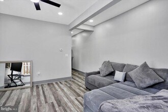 553 Wunder St in Reading, PA - Building Photo - Building Photo