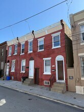 3005 Hartville St in Philadelphia, PA - Building Photo - Building Photo