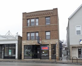 1150 W Belmont Ave in Chicago, IL - Building Photo - Building Photo
