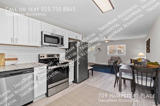709 Hampstead Pl in Raleigh, NC - Building Photo - Building Photo