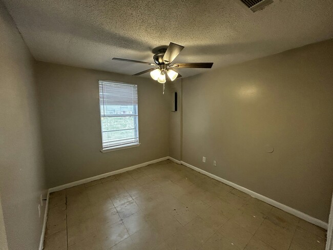 1116 Ash Ave-Unit -203 in Richton, MS - Building Photo - Building Photo