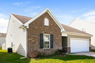 8415 Gates Corner Dr in Indianapolis, IN - Building Photo - Building Photo