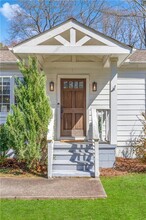 2945 Surrey Ln in Chamblee, GA - Building Photo - Building Photo