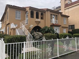 8630 W Olympic Blvd in Los Angeles, CA - Building Photo