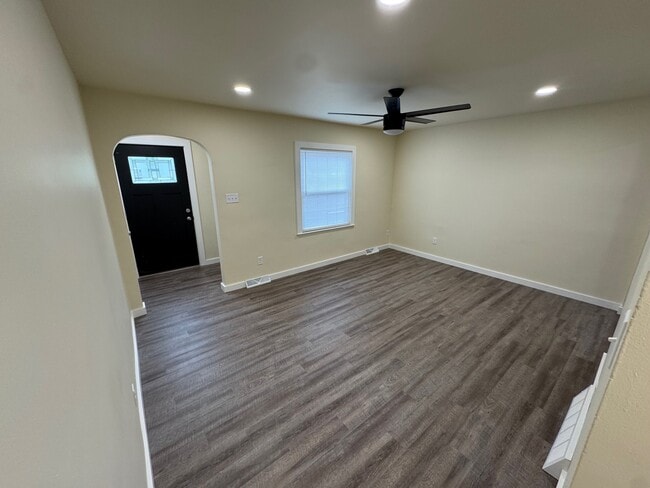 2950 Hamburg St, Unit 4 in Schenectady, NY - Building Photo - Building Photo