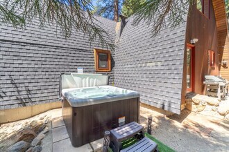 932 Harold Dr in Incline Village, NV - Building Photo - Building Photo