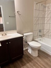 1043 Scarborough Ct in Chesterton, IN - Building Photo - Building Photo