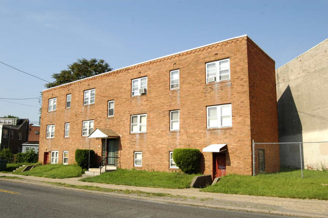 6610 Martins Mill Rd in Philadelphia, PA - Building Photo