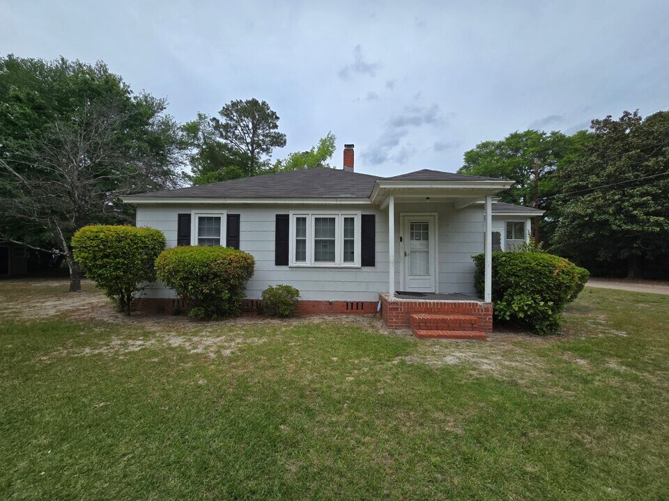 17 Wilson St in Sumter, SC - Building Photo