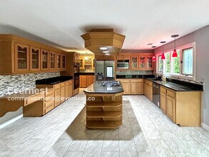 3059 Southampton Dr in Jeffersonton, VA - Foto de edificio - Building Photo