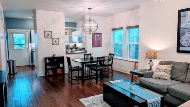 4751 NE Prescott St, Unit e in Portland, OR - Building Photo - Building Photo