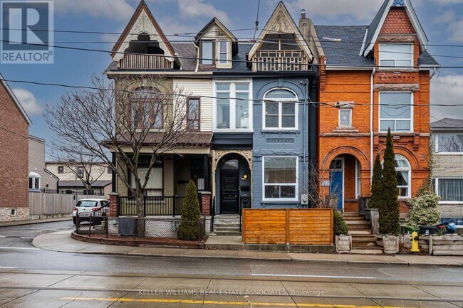 property at 274-274 Ossington Ave