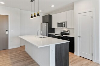 5945 6th Ave in Kenosha, WI - Building Photo - Building Photo