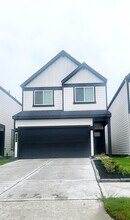 3032 Crown Gate Dr in Houston, TX - Building Photo - Building Photo