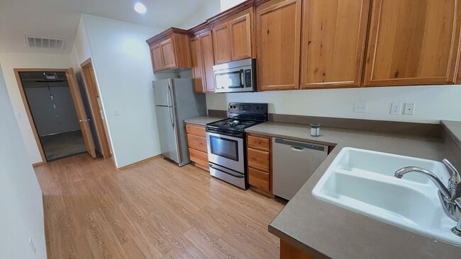 property at 636-638 Ecols St S