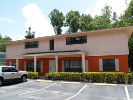 913 Sumter St Apartamentos