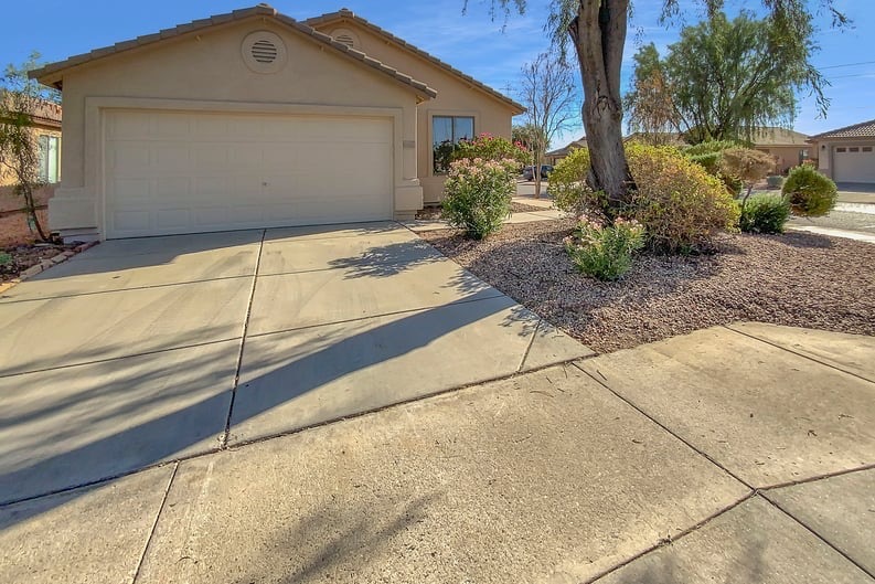 11413 W Amber Trl in Surprise, AZ - Building Photo