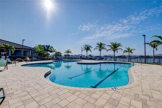 1702 5th St E in Palmetto, FL - Building Photo - Building Photo