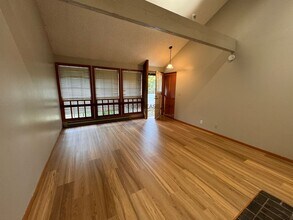 2930 Tulip St in Eugene, OR - Building Photo - Building Photo