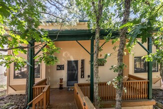 335 Sandia Cir in Munds Park, AZ - Building Photo - Building Photo