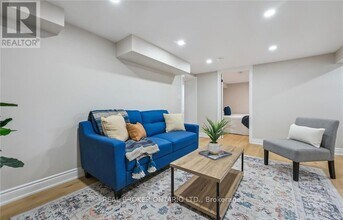 56 Dover St in Waterloo, ON - Building Photo - Building Photo