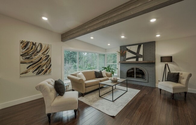 535 Mt Jupiter Dr SW in Issaquah, WA - Building Photo - Building Photo