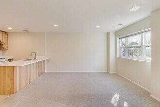 2318 W Flournoy St in Chicago, IL - Building Photo - Building Photo