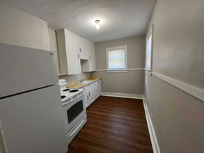 318 W 2nd St in Wayne, NE - Building Photo - Building Photo