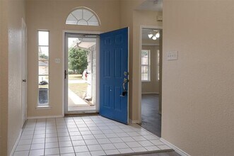 733 Windridge Ln in Burleson, TX - Building Photo - Building Photo