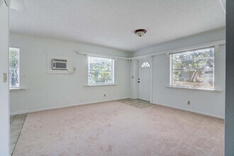 700 N Hepburn Ave in Jupiter, FL - Building Photo - Building Photo