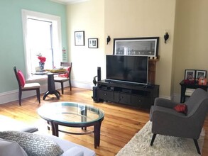 354 Marlborough St, Unit 5 in Boston, MA - Building Photo - Building Photo