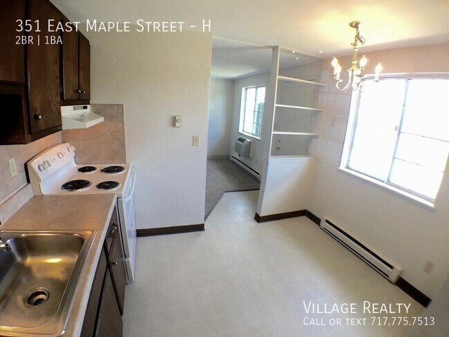 351 E Maple St, Unit H in Dallastown, PA - Building Photo - Building Photo