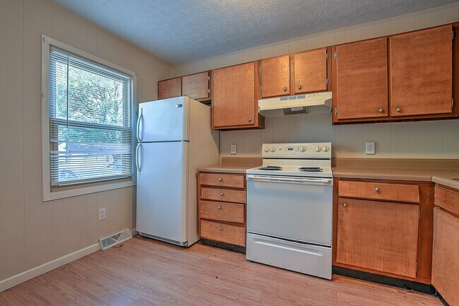 405 Cypress St-Unit -405 Cypress St #10 in Bristol, TN - Foto de edificio - Building Photo