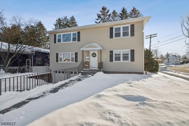 64 Lorraine Terrace in Boonton, NJ - Building Photo - Building Photo