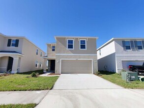 10548 Penny Gale Loop in San Antonio, FL - Foto de edificio - Building Photo