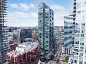 Charlie in Toronto, ON - Building Photo
