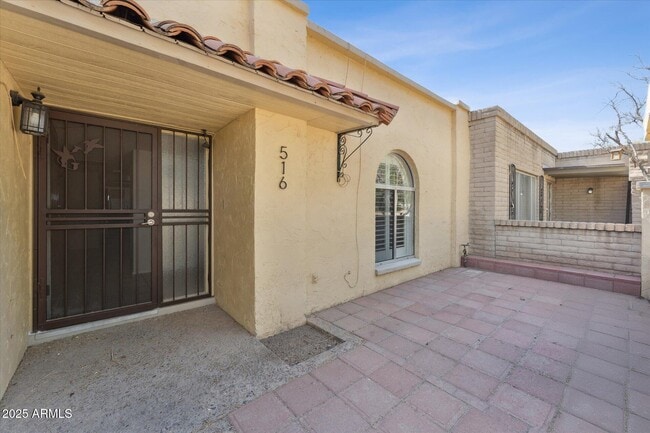 516 N Hobson Plaza in Mesa, AZ - Building Photo - Building Photo
