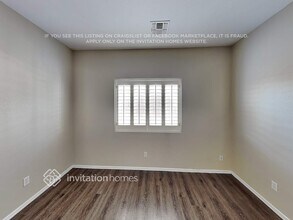 13133 W Ventura St in Surprise, AZ - Foto de edificio - Building Photo