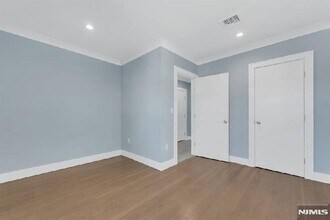 229 Columbia Ave in Cliffside Park, NJ - Building Photo - Building Photo