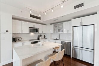 3451 NE 1st Ave in Miami, FL - Building Photo - Building Photo