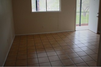 Garner Park Apartments in Austin, TX - Building Photo - Interior Photo