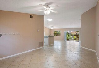 11808 NW 32nd Ct in Coral Springs, FL - Building Photo - Building Photo