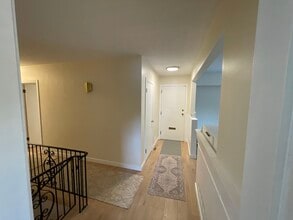 7037 Gibson St in Burnaby, BC - Building Photo - Building Photo