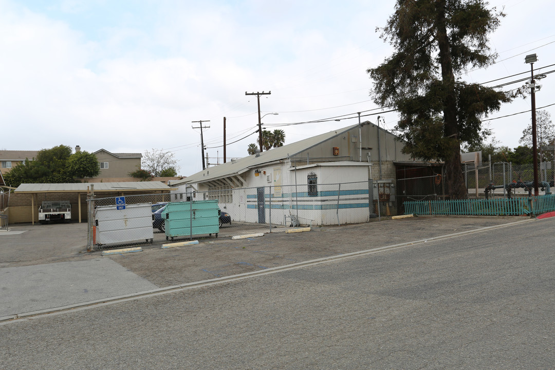 Cabrillo Village in Ventura, CA - Building Photo