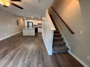 2073 N Ford St in Clarksville, TN - Building Photo - Building Photo