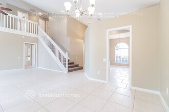 1688 Canoe Creek Rd in Oviedo, FL - Building Photo - Building Photo