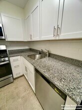 185 Freeman St, Unit 532 in Brookline, MA - Building Photo - Building Photo