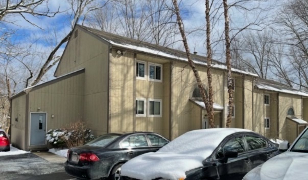 400 New River Rd, Unit 506 in Manville, RI - Building Photo